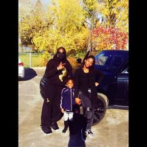 Meet your Posher, Candy